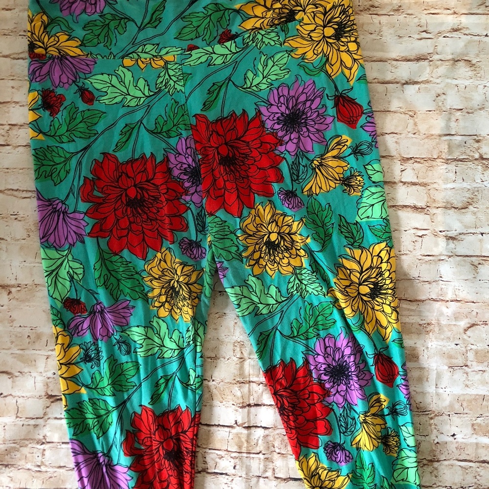 LulaRoe flower leggings TC
